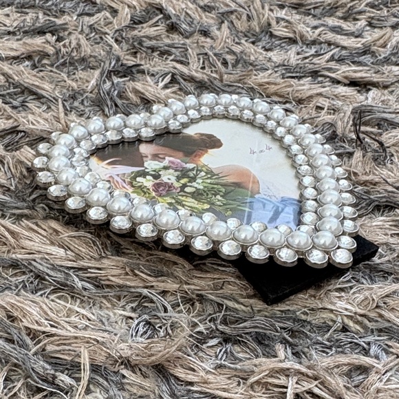 New ! Heart Shaped Pearl Photo Frame - Picture 5 of 5